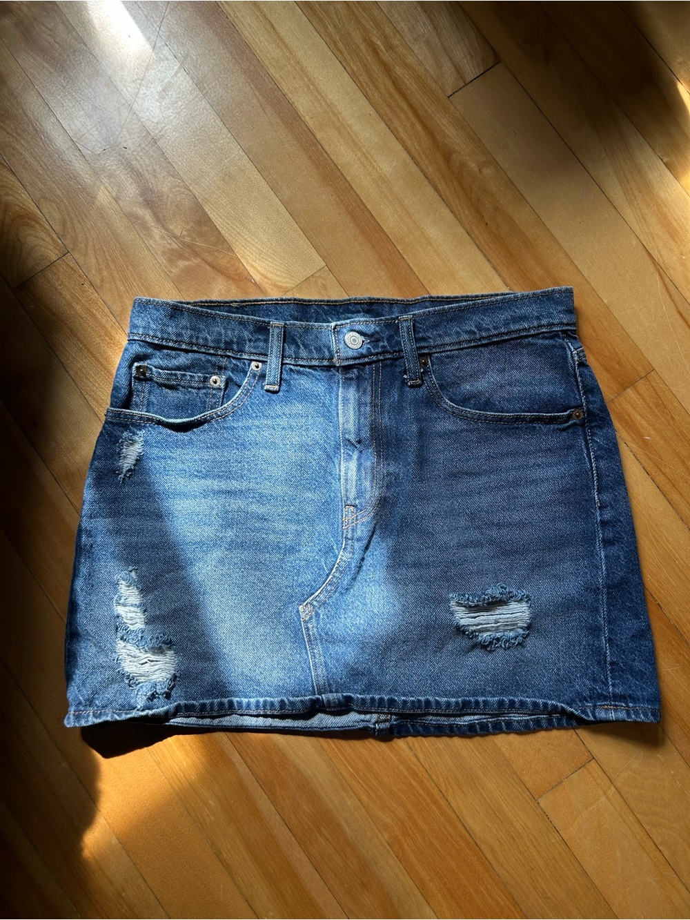 Lévis Denim Distressed Mini Skirt - Blue